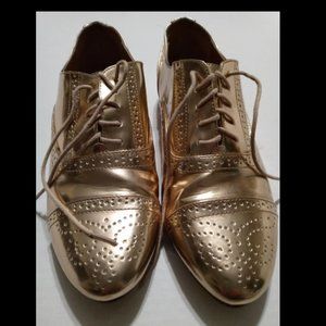 J. Crew Wingtip Oxford Womens Shoes - Size 8 - Rose Gold Metallic